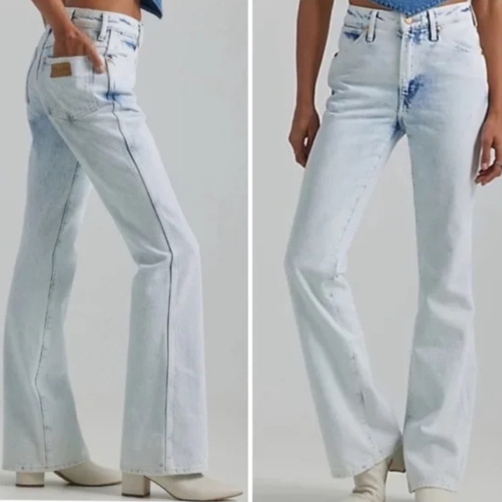 NWT WRANGLER Westward 626 High Rise Bootcut Jeans Storm Ultra Light Wash size 28